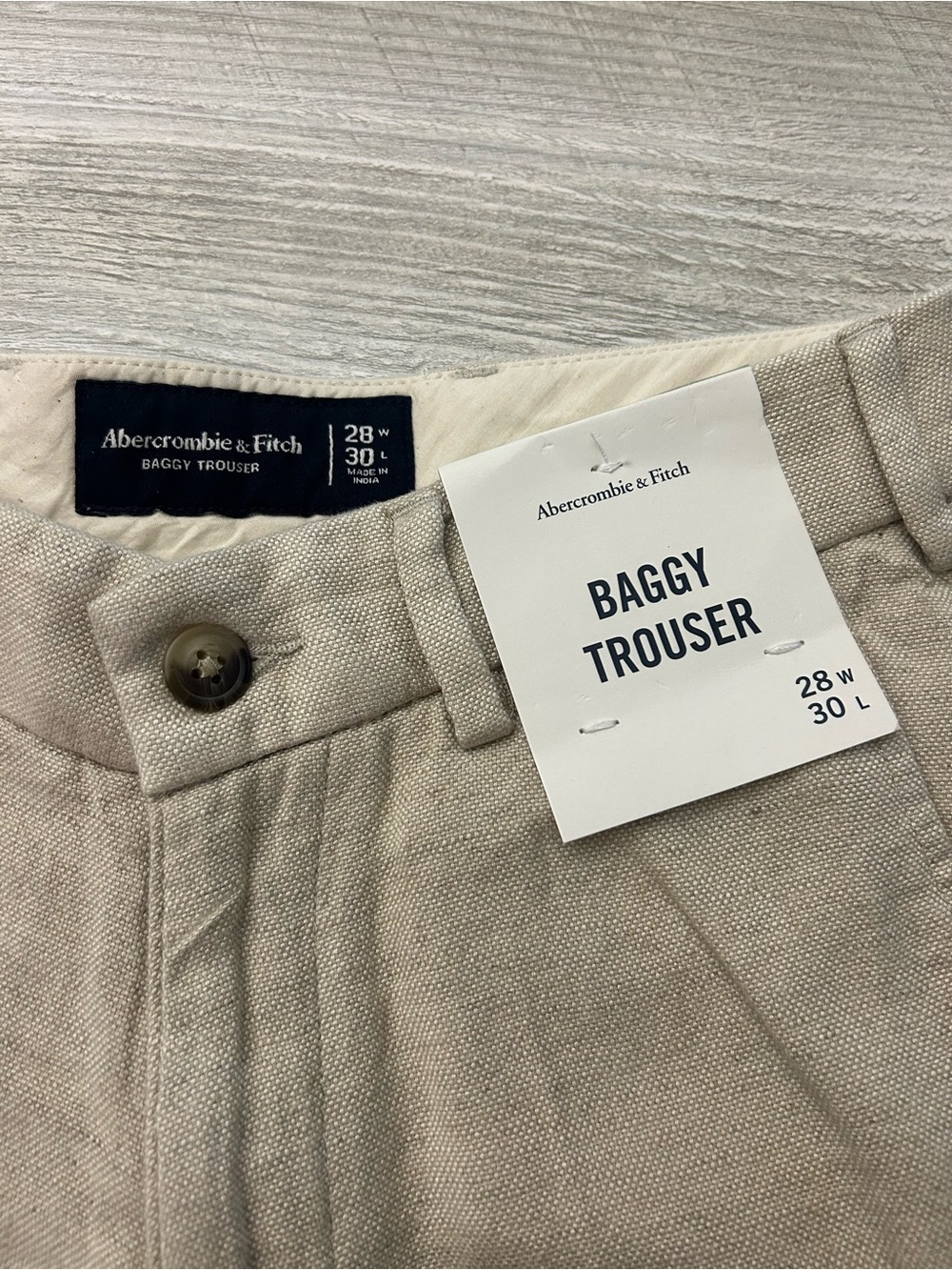 NWT Abercrombie & Fitch Men's Linen-Blend Baggy Trouser Pants Light Beige 28x30